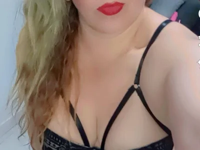 emperabigbootybigass — cam show live
