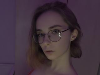 EvaLoraveiI — cam show live