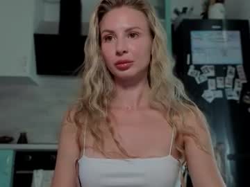 f1oraa — cam show live