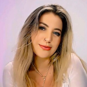 Fernanda777 — cam show live