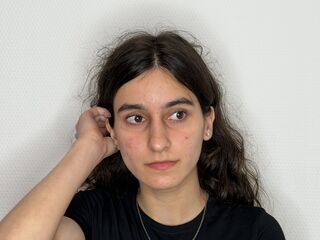FondaYarbro — cam show live