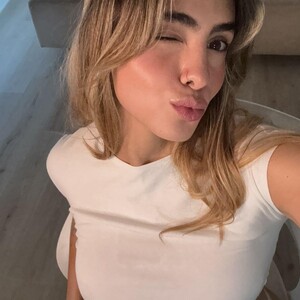 Frootyluv — cam show live