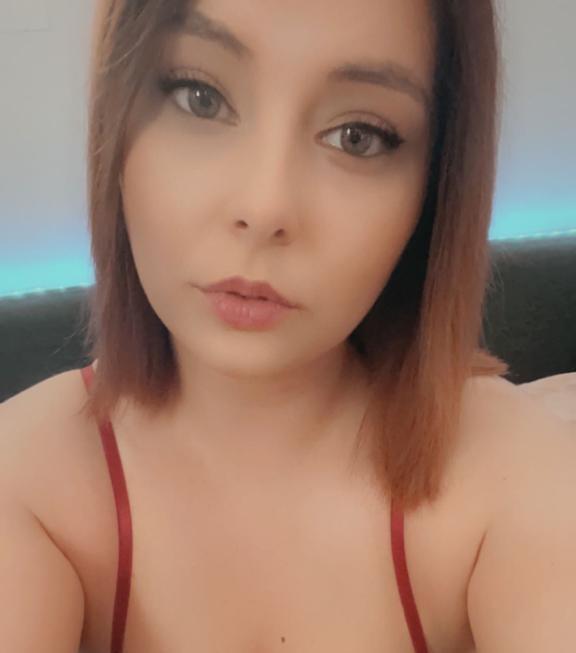 Germangirl1996 — cam show live