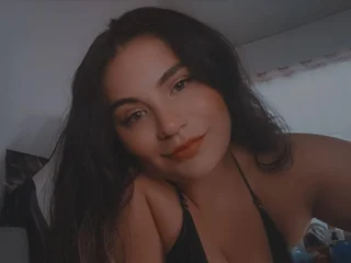 Gigiqueens — cam show live