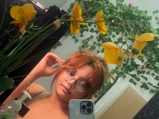 HolleyNicholes — cam show live