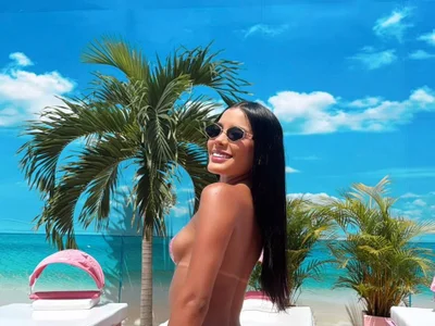 i_am_hannaa — cam show live