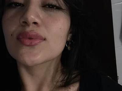Isa_1207 — cam show live