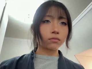 Mia — cam show live