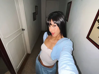 julietha03 — cam show live