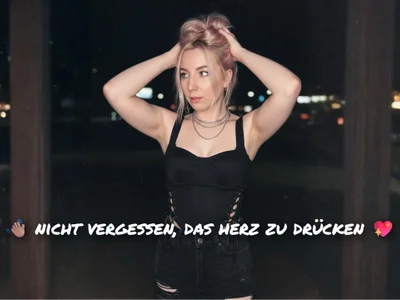 JustKerry — cam show live
