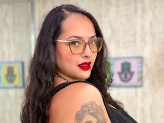 KarlaOrtizz — cam show live