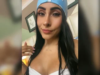 KathiaRossie — cam show live