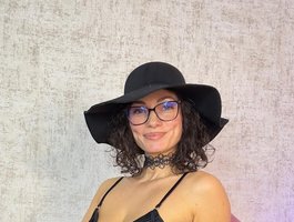 Kaya-Sins — cam show live