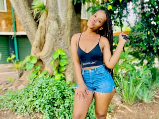 Khira9411 — cam show live