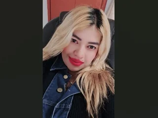 LadyBigTitts — cam show live