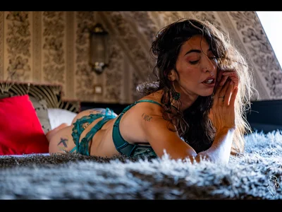 Lalla-Amani — cam show live
