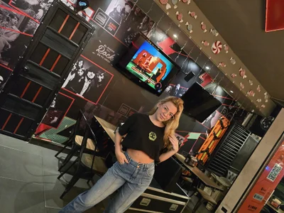 Lana_C — cam show live