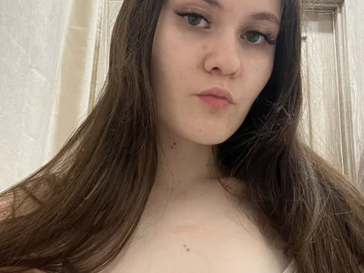 LanaLive — cam show live