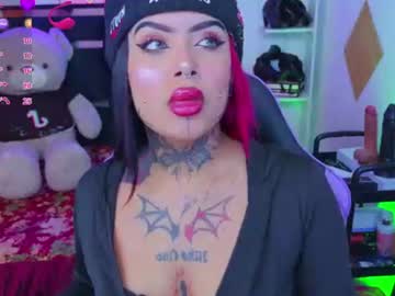 lauri_ink — cam show live