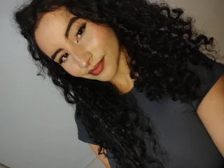 LeanaGomez — cam show live