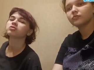 Mia — cam show live