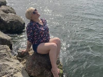Lia_Laguna77 — cam show live