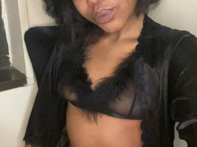 lil_momma420 — cam show live