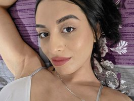 Lilithcapri7 — cam show live