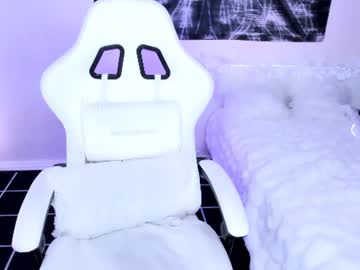 Lily — cam show live