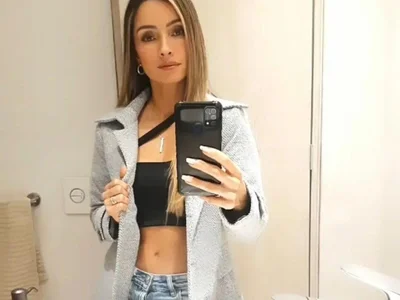 Loly_Horny — cam show live