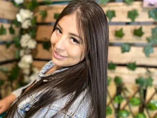luisana_Milk — cam show live
