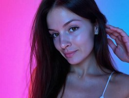 Lulu — cam show live