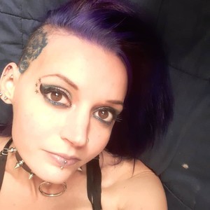 Lunaoddwitch — cam show live