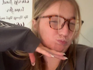 maisystellaa — cam show live