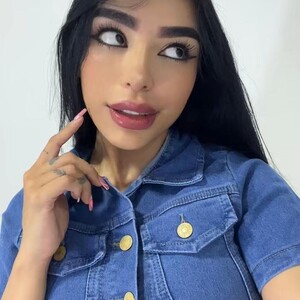 Meganmoore_ — cam show live