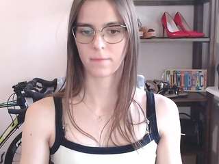 MegiDesire — cam show live