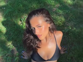 Melyna_ — cam show live