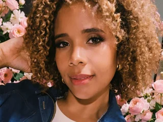Mia_Curly — cam show live