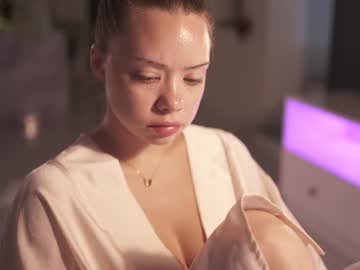 VixenMia — cam show live