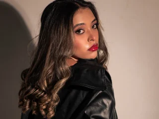 MiaCasttle — cam show live