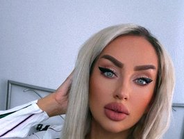 Mistresszora01 — cam show live
