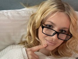 moonavelle — cam show live