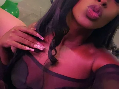 Nandry_ — cam show live