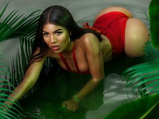 NaomiWells — cam show live