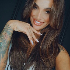 NatalyThorn88 — cam show live