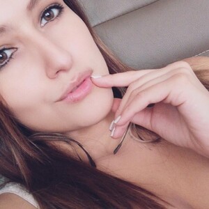 naugthyalyss — cam show live
