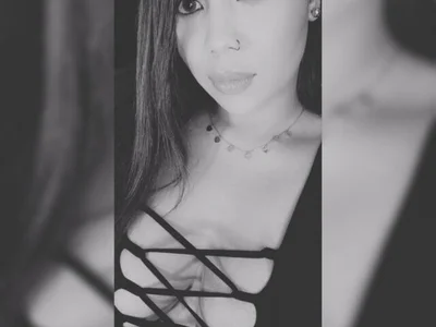 NicolePasqualott — cam show live
