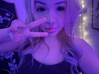 nymphokitty — cam show live