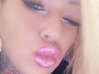 PamelagunnsXXX — cam show live