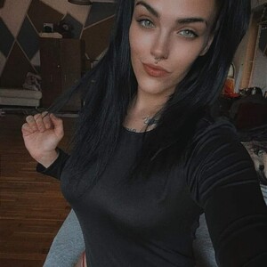Pauline_2005 — cam show live